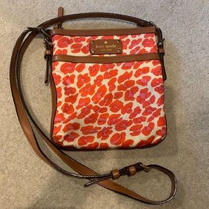 Kate Spade patterned crossbody.